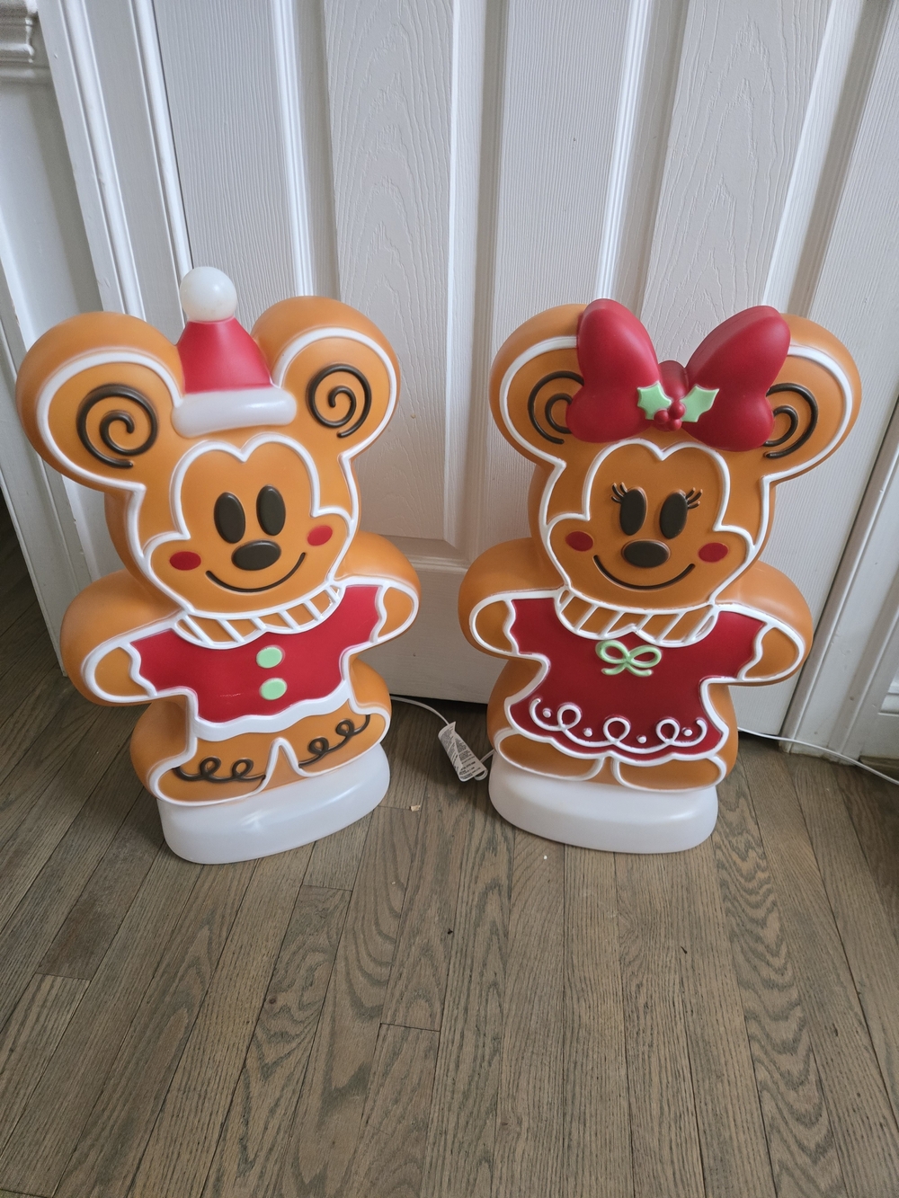 Gingerbread Mickey & Minnie Blow Molds-NEW